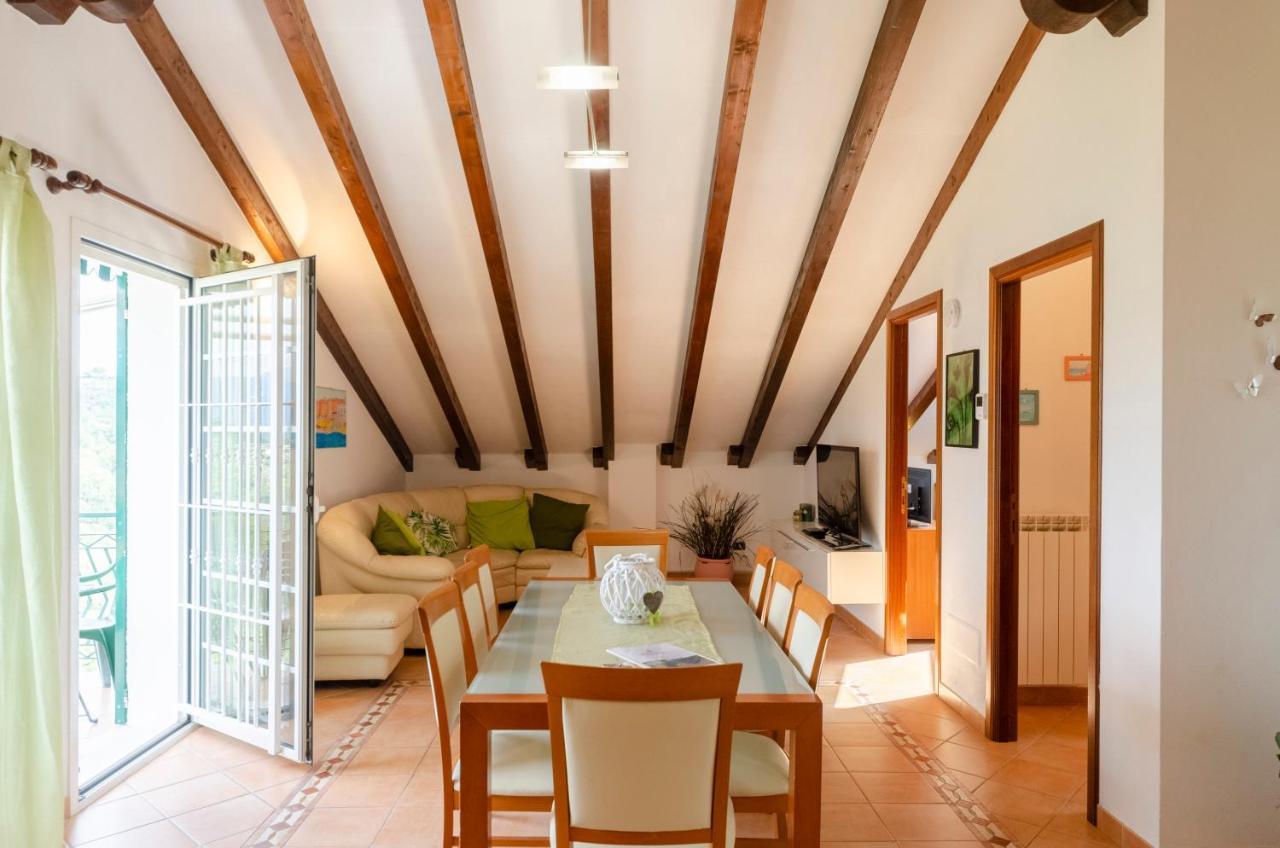 Ca' Do Pescou, Charming 2,Bedroom Apartment With Stunning Hill Views Overlooking The Greenery Рапалло Экстерьер фото